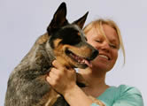 Freude steckt an: Hundehalter mit Hund Foto: Sabrina Schmidt